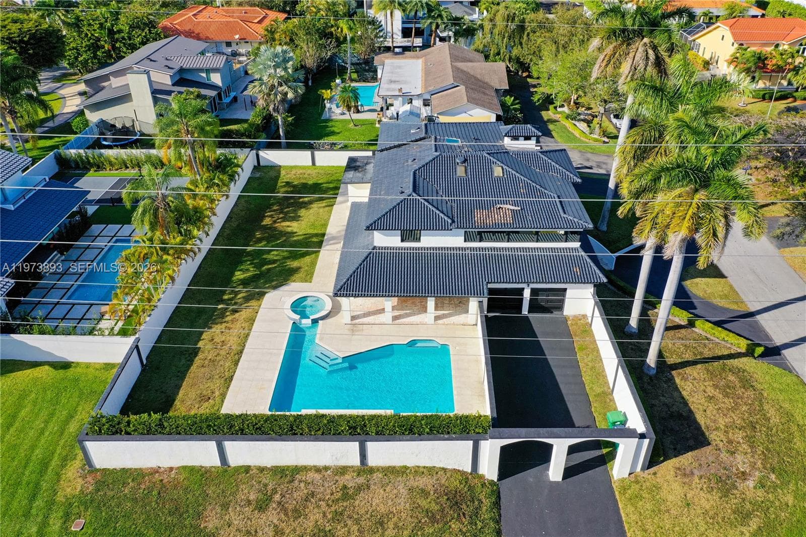 17740 SW 83rd Ave photo 5