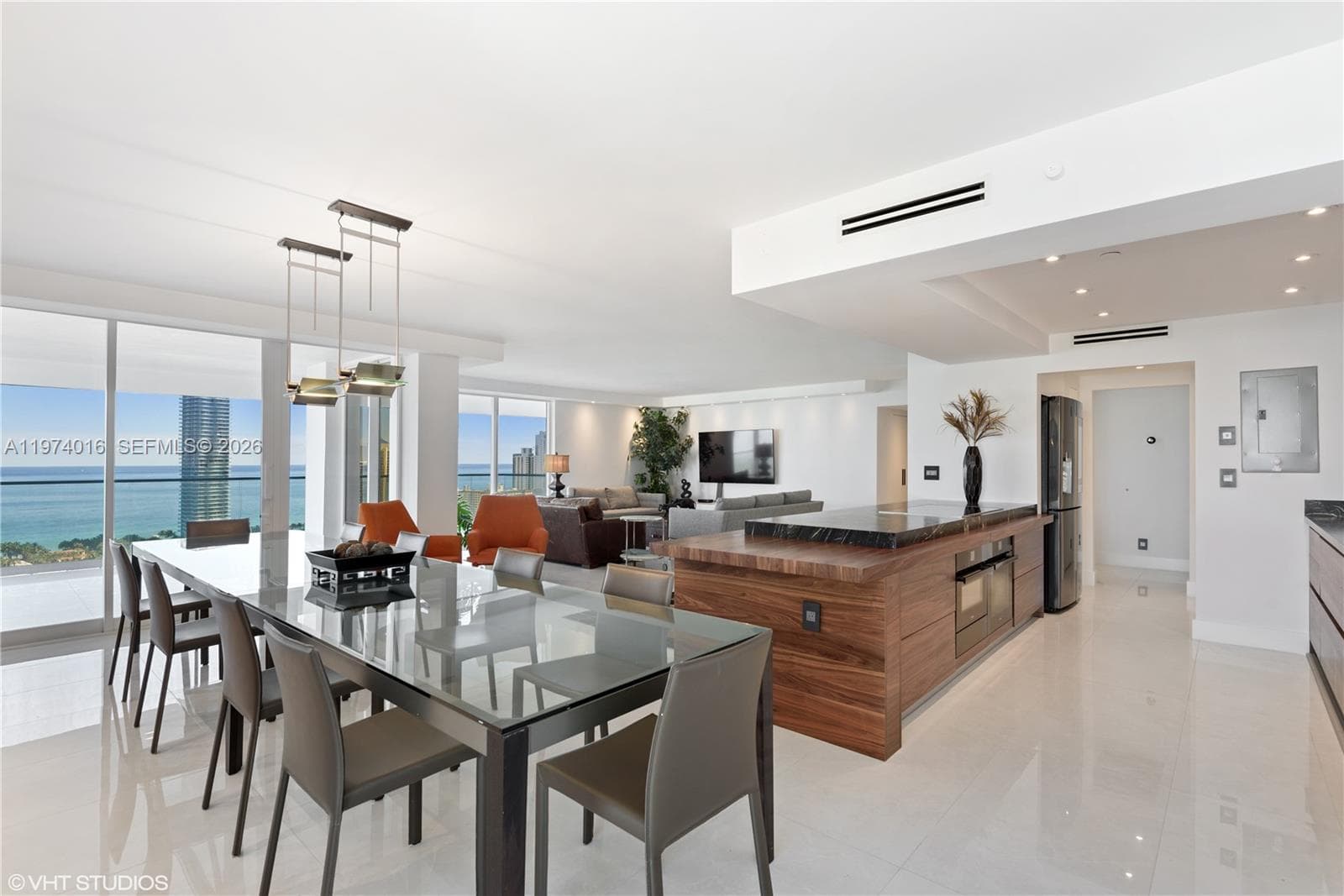 Turnberry Isle · #28J in Aventura - Photo 5