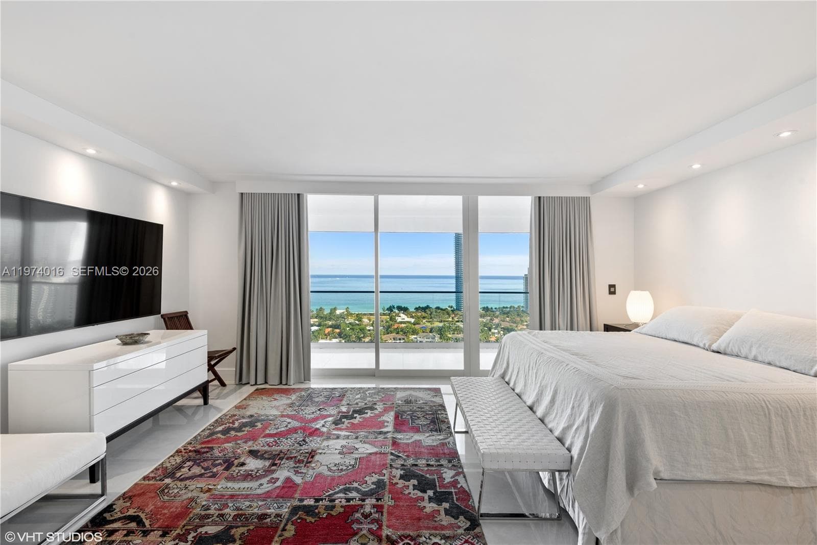 Turnberry Isle · #28J in Aventura - Photo 10