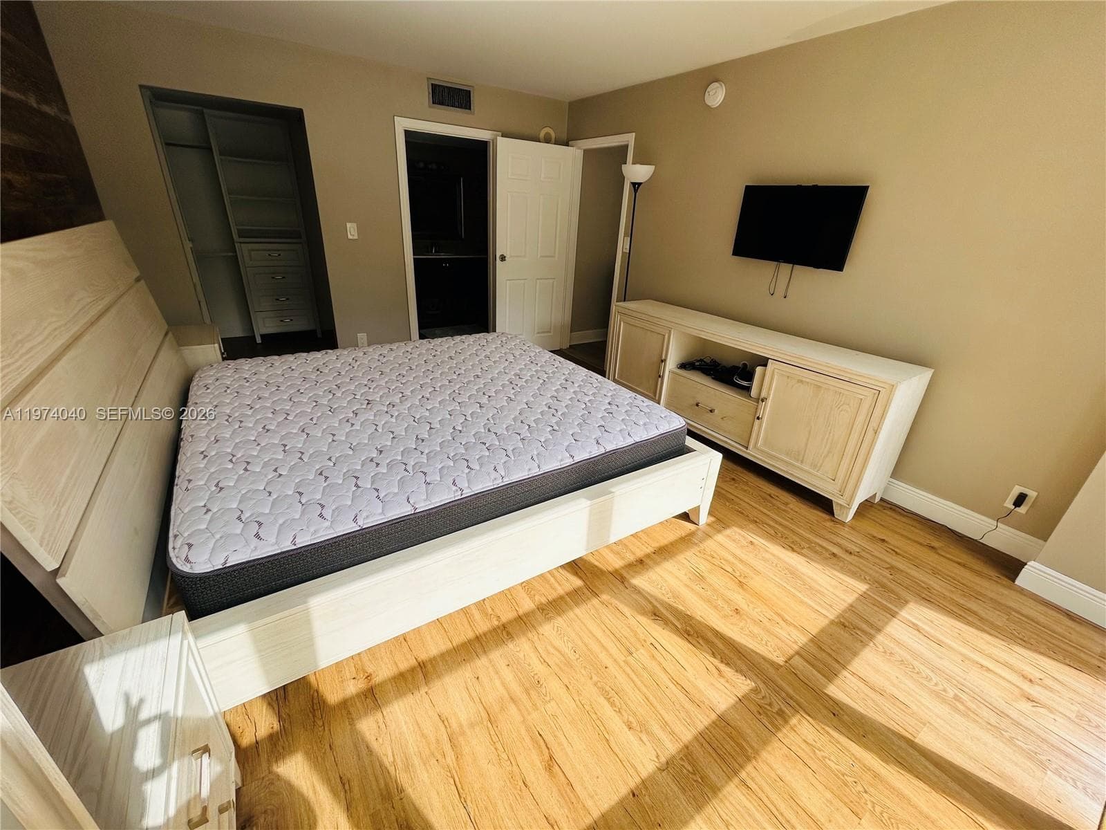 PLAZA OF AMERICAS CONDO P · #219 in Sunny Isles Beach - Photo 17