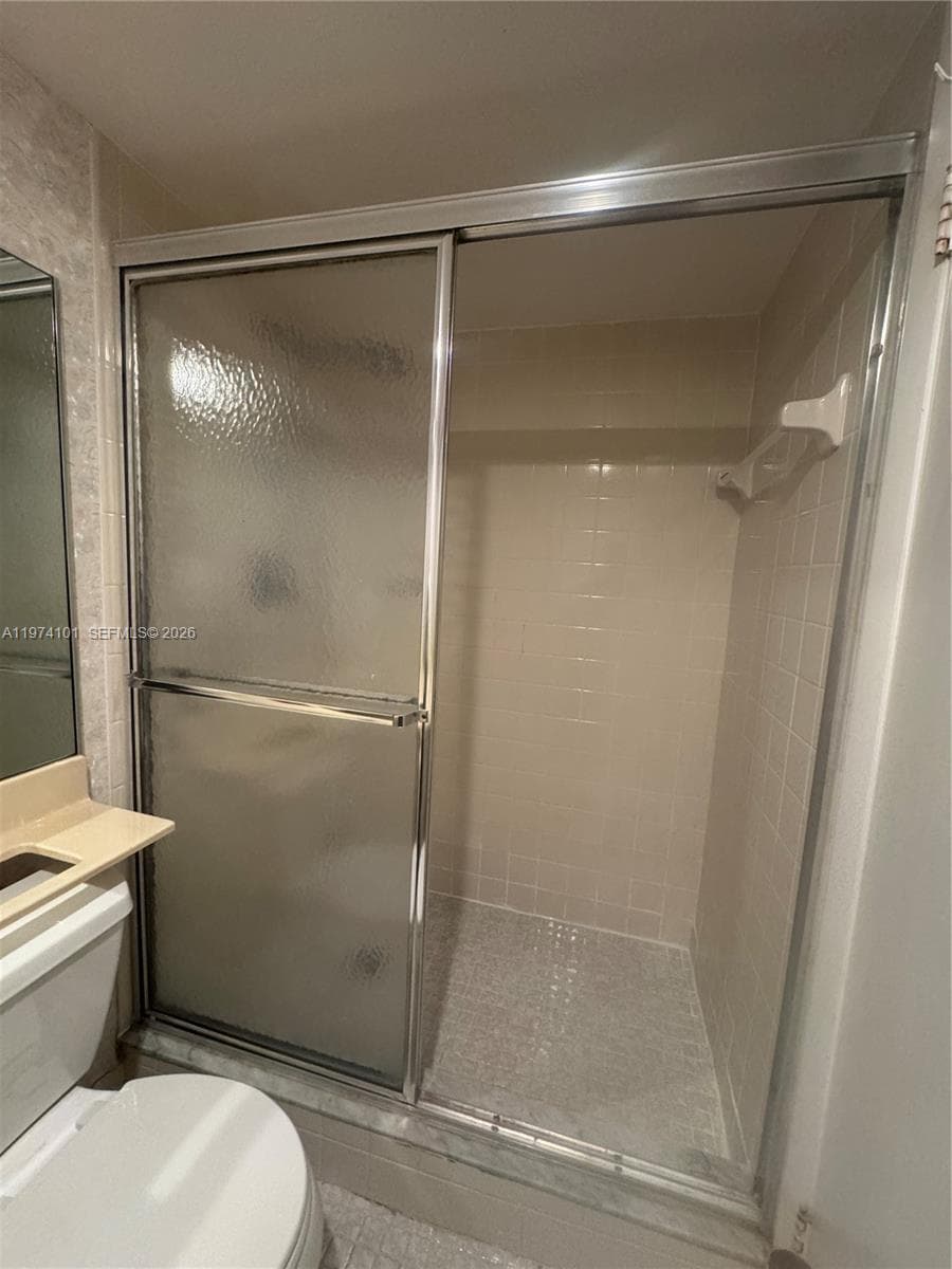 MEADOWBROOK LAKES VIEW CO · #505 in Dania Beach - Photo 15