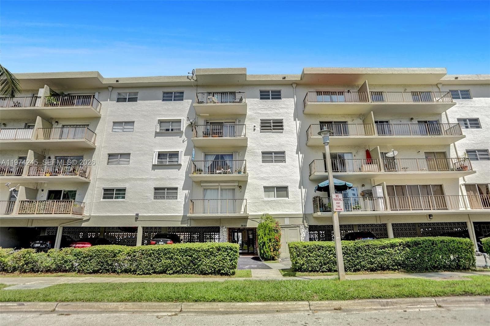 CARIBBEAN HOUSE CONDO · #501 in North Miami Beach - Photo 37