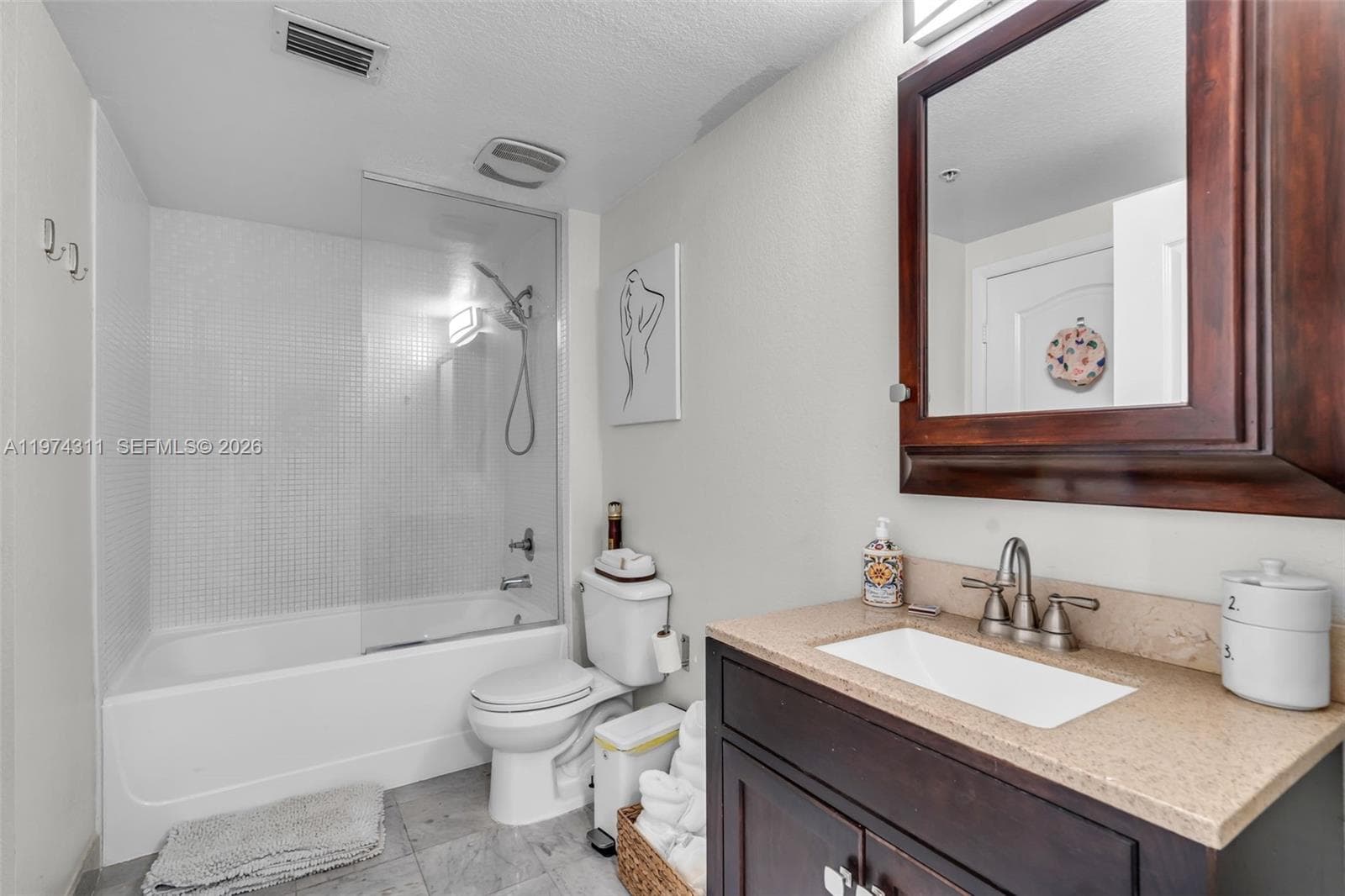 MOON BAY OF MIAMI CONDO · #1105 in Miami - Photo 12