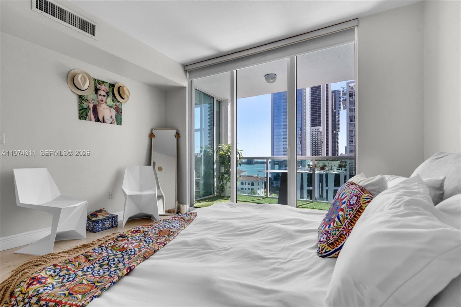 MOON BAY OF MIAMI CONDO · #1105 in Miami - Photo 10