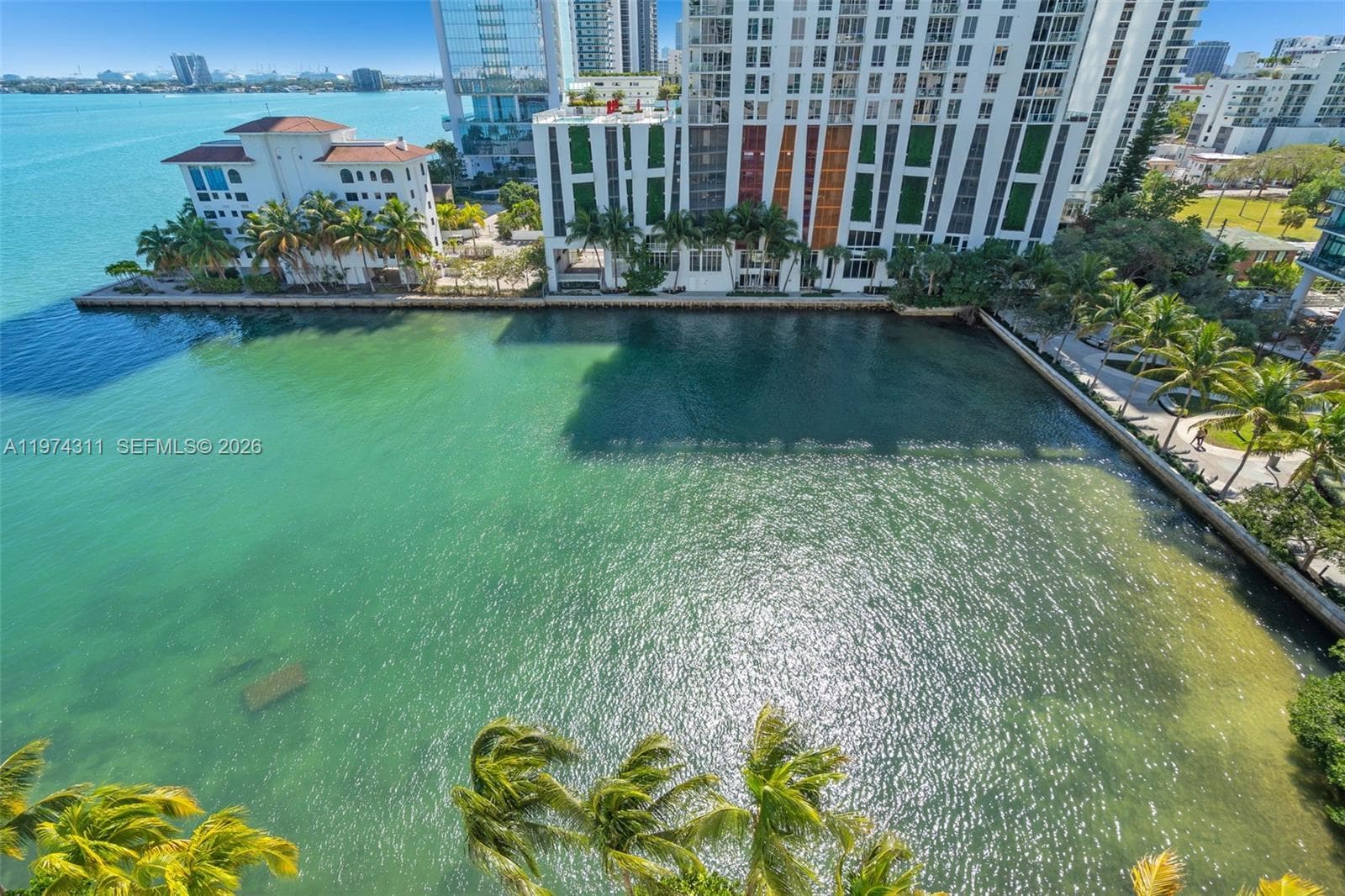 MOON BAY OF MIAMI CONDO · #1105 in Miami - Photo 18