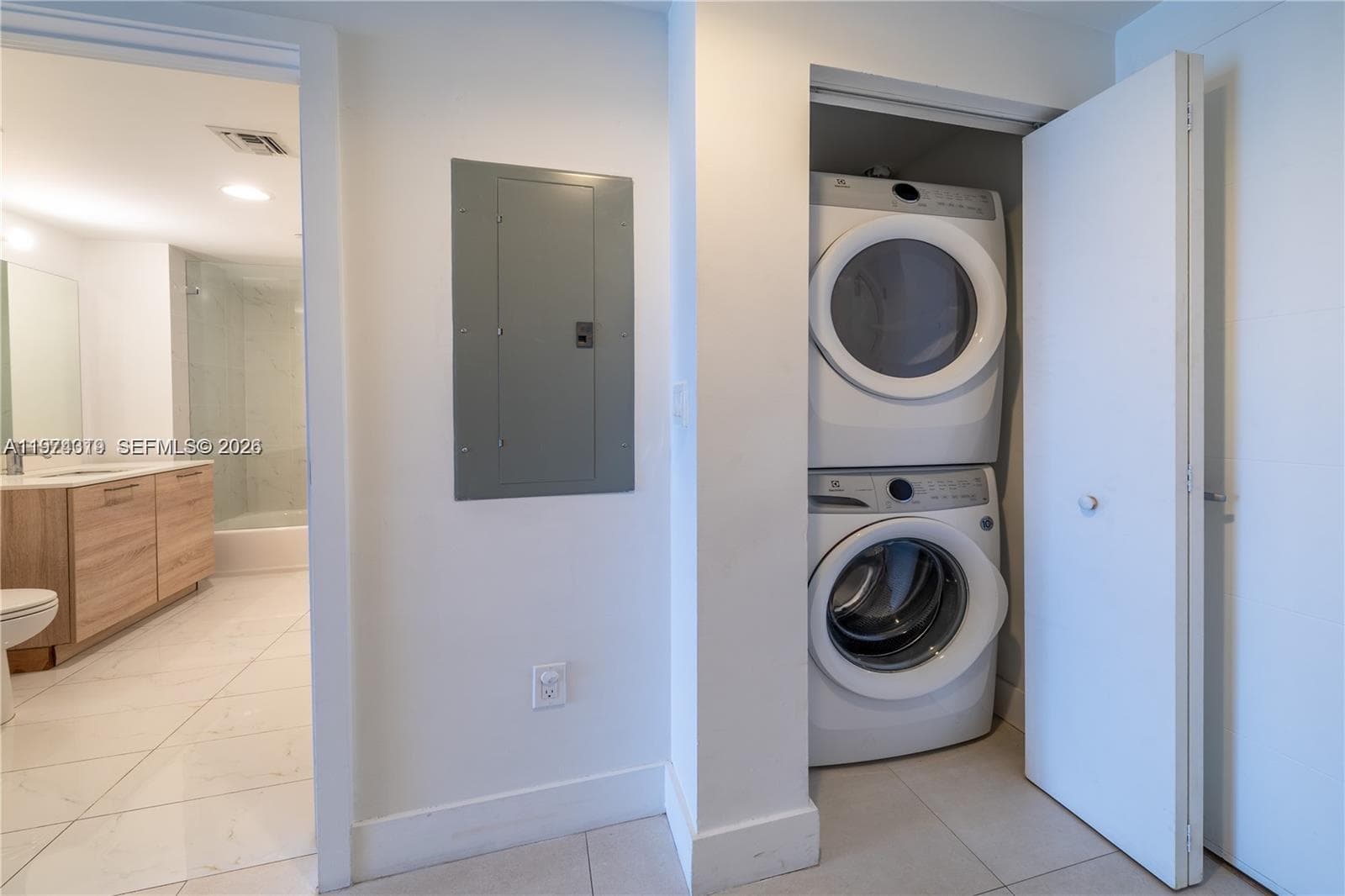 THE HARBOUR · #1120 in North Miami Beach - Photo 13