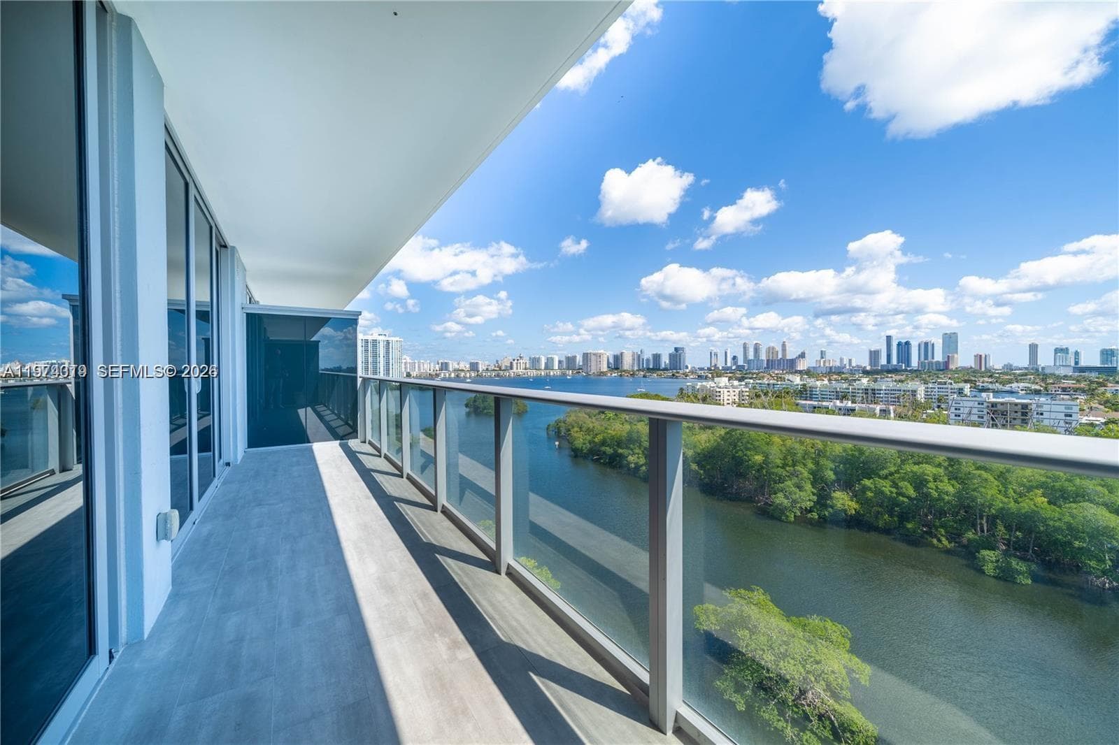 THE HARBOUR · #1120 in North Miami Beach - Photo 22