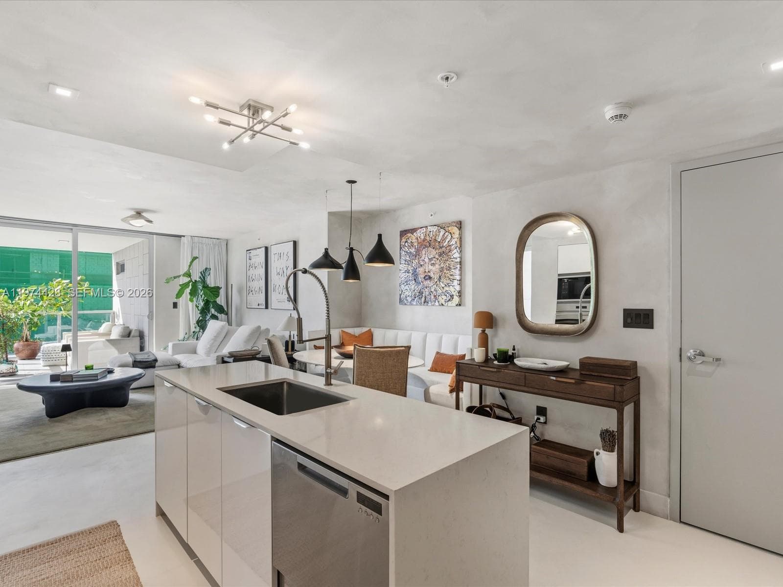 BAY HARBOUR ISLAND · #705 in Bay Harbor Islands - Photo 2