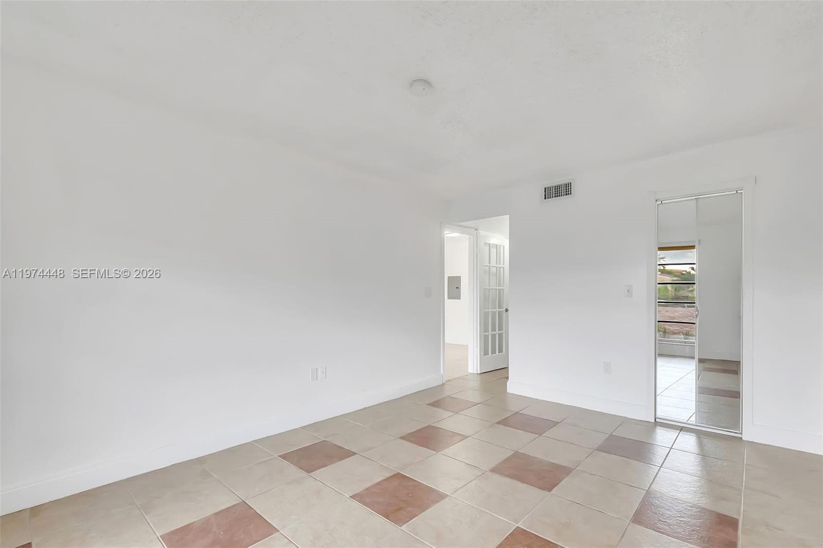 The Meadows Lake · #254D in Miami - Photo 12