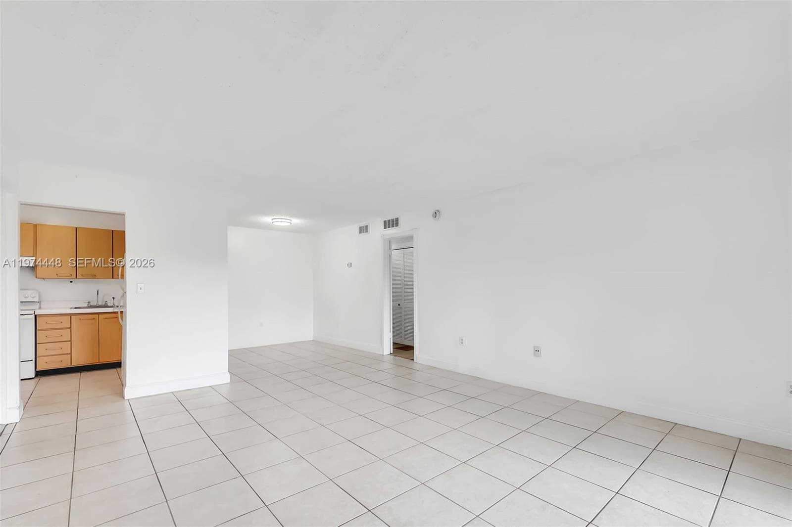 The Meadows Lake · #254D in Miami - Photo 7
