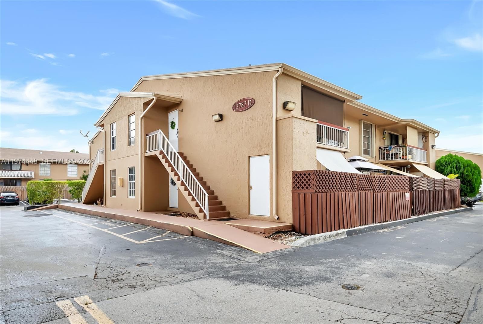 The Meadows Lake · #254D in Miami - Photo 15
