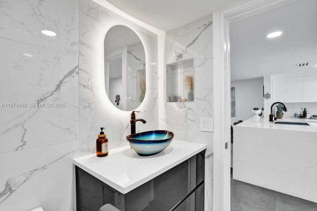 LAKEVIEW TOWNHOUSES · #77 in North Miami Beach - Photo 6
