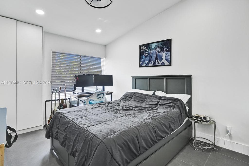 LAKEVIEW TOWNHOUSES · #77 in North Miami Beach - Photo 13