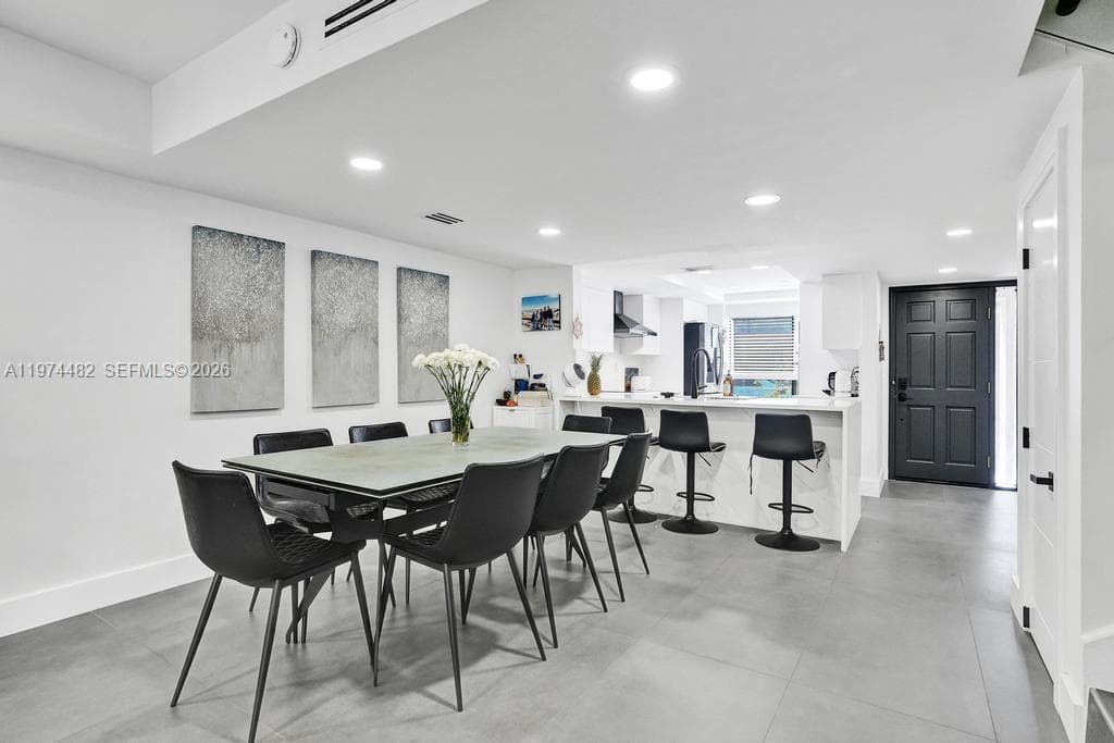 LAKEVIEW TOWNHOUSES · #77 in North Miami Beach - Photo 7