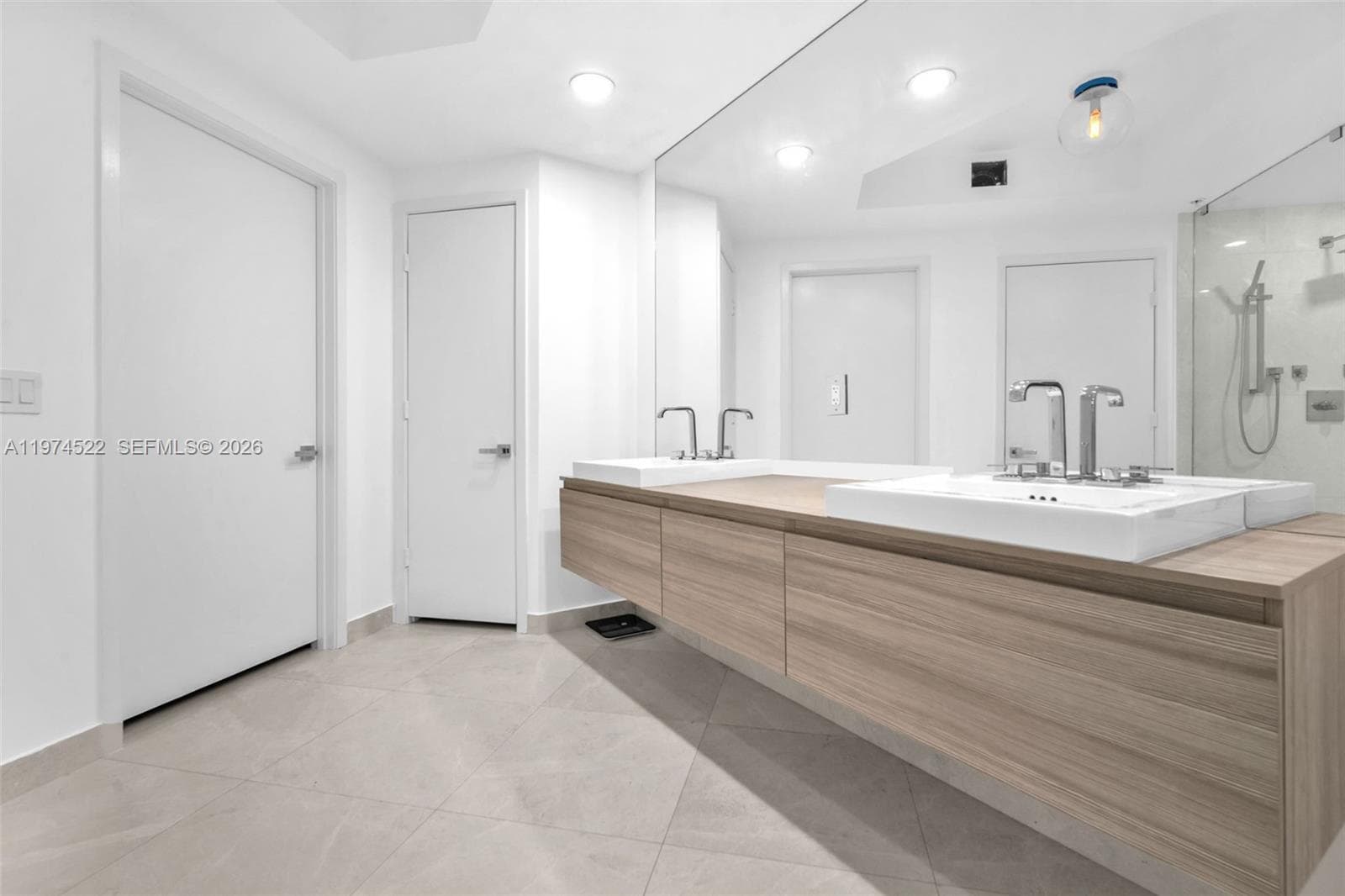 MARINA PALMS RESIDENCES S · #411 in North Miami Beach - Photo 27