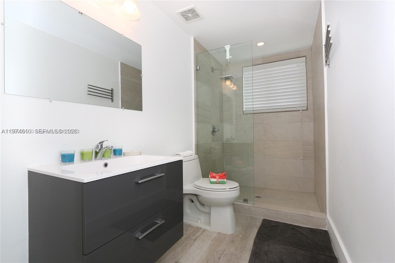 DANIELE CONDO · #104 in Miami Beach - Photo 9