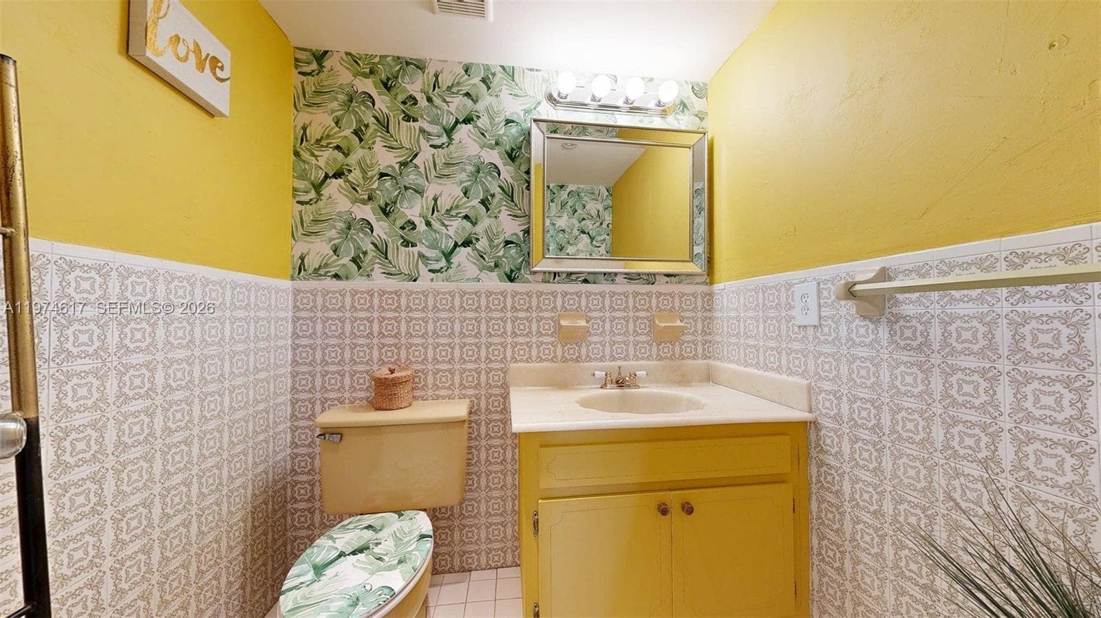 Waterway Isles · #310 in North Miami Beach - Photo 20