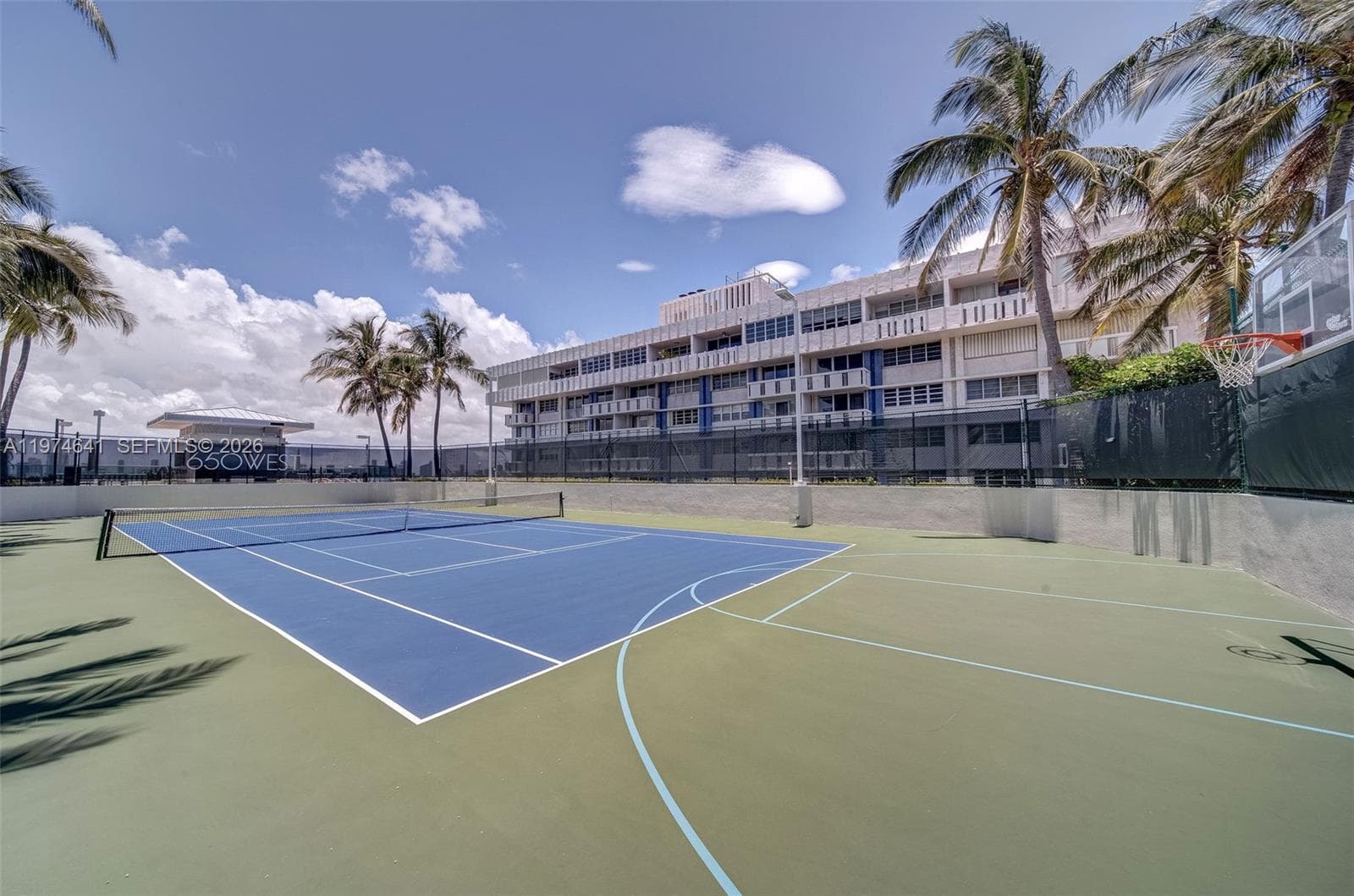The Floridian Condo · #908 in Miami Beach - Photo 39