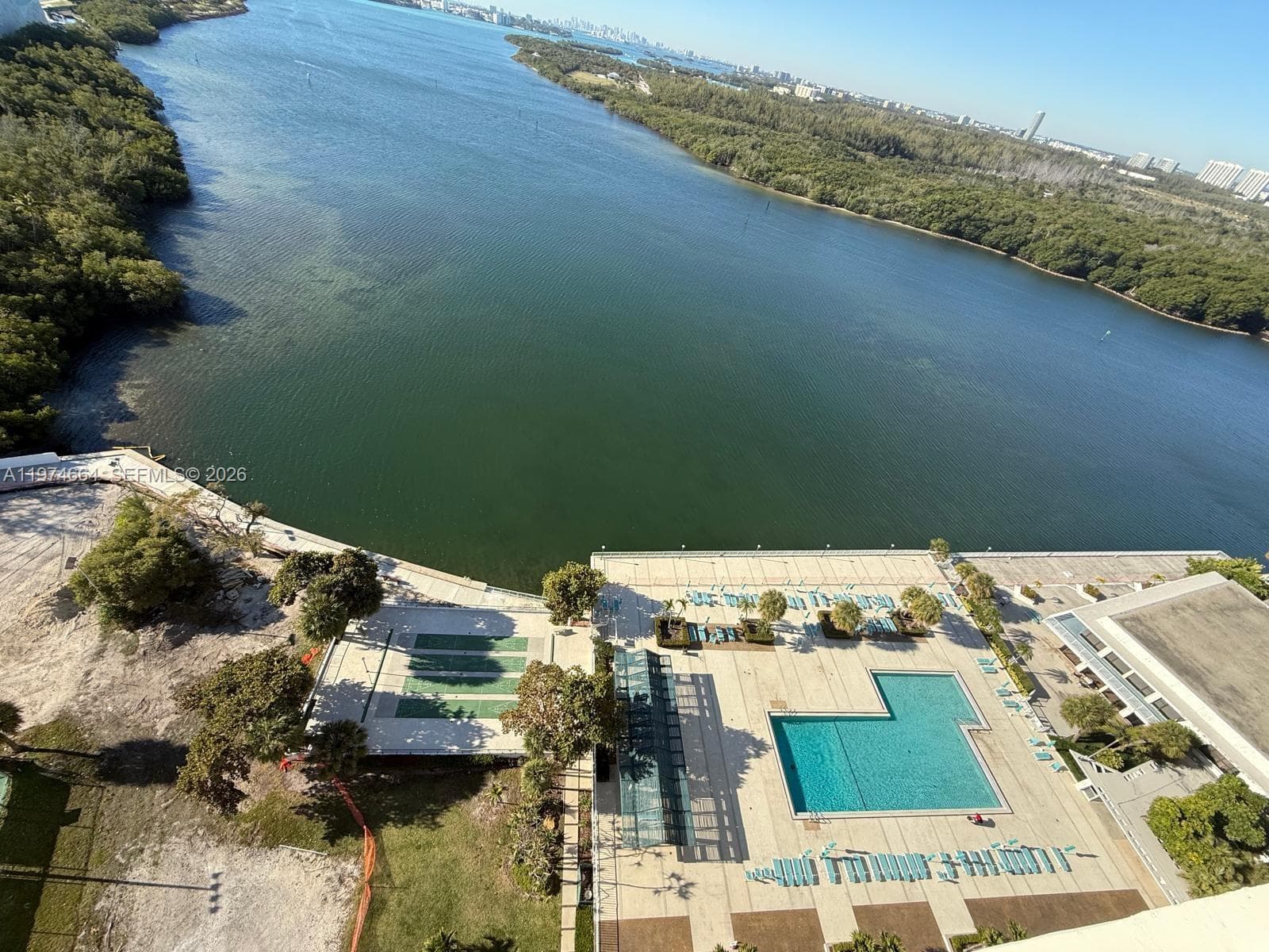 ARLEN HOUSE CONDO · #2106 in Sunny Isles Beach - Photo 22