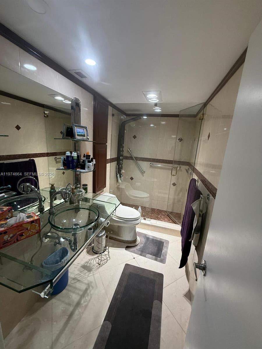 ARLEN HOUSE CONDO · #2106 in Sunny Isles Beach - Photo 5