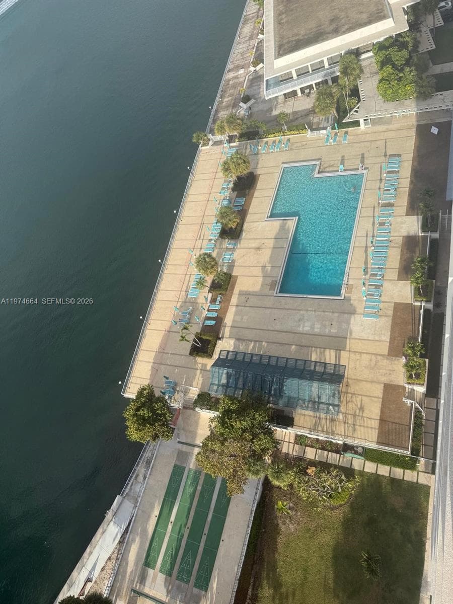 ARLEN HOUSE CONDO · #2106 in Sunny Isles Beach - Photo 20