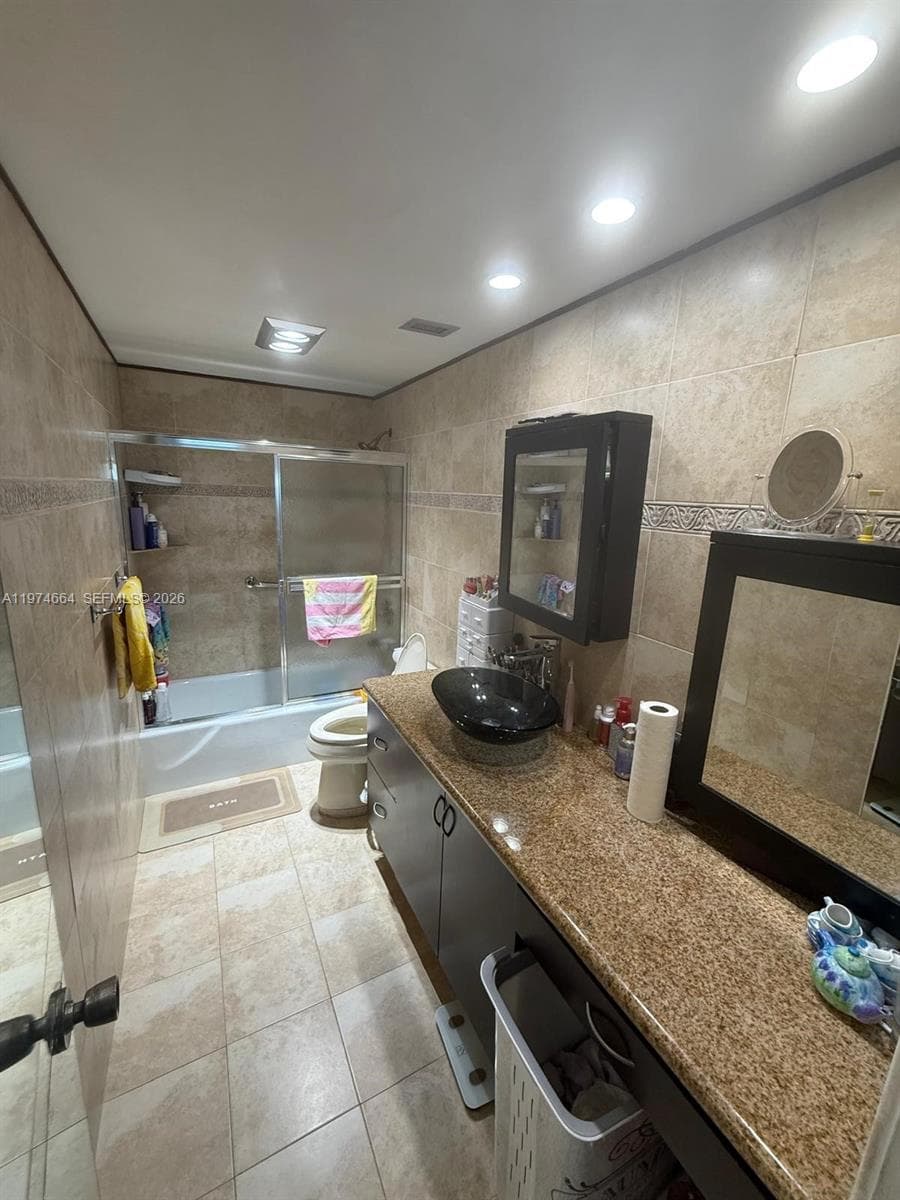 ARLEN HOUSE CONDO · #2106 in Sunny Isles Beach - Photo 9
