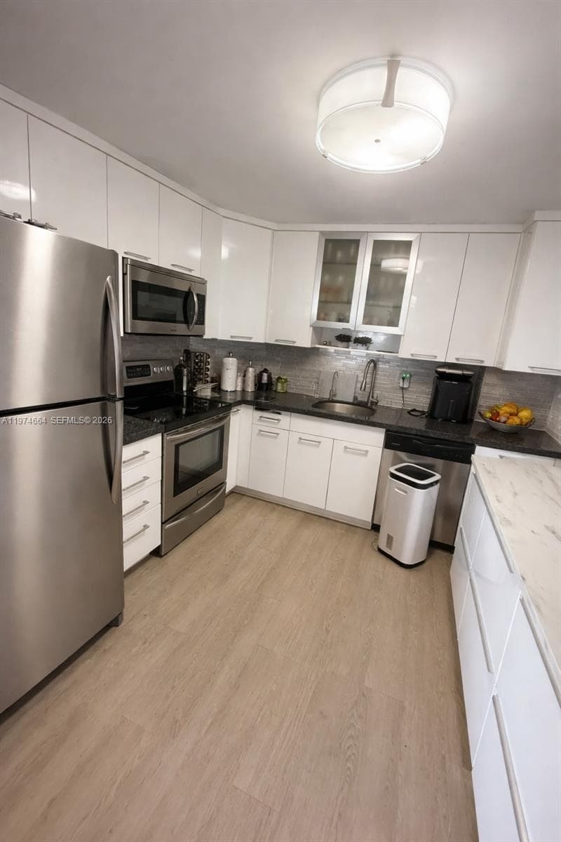 ARLEN HOUSE CONDO · #2106 in Sunny Isles Beach - Photo 11