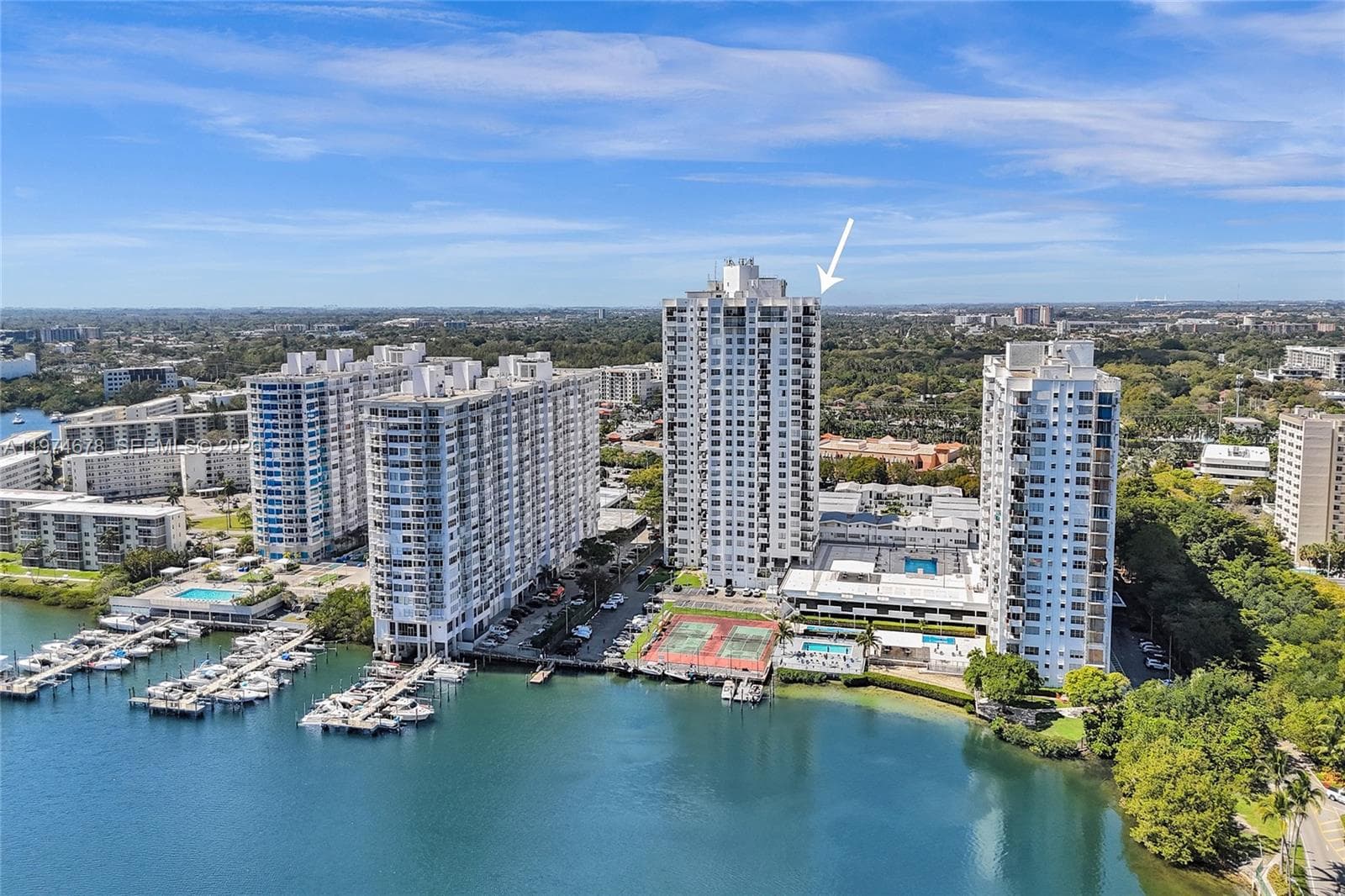 COMMODORE PLAZA CONDO · #406 in Aventura - Photo 2