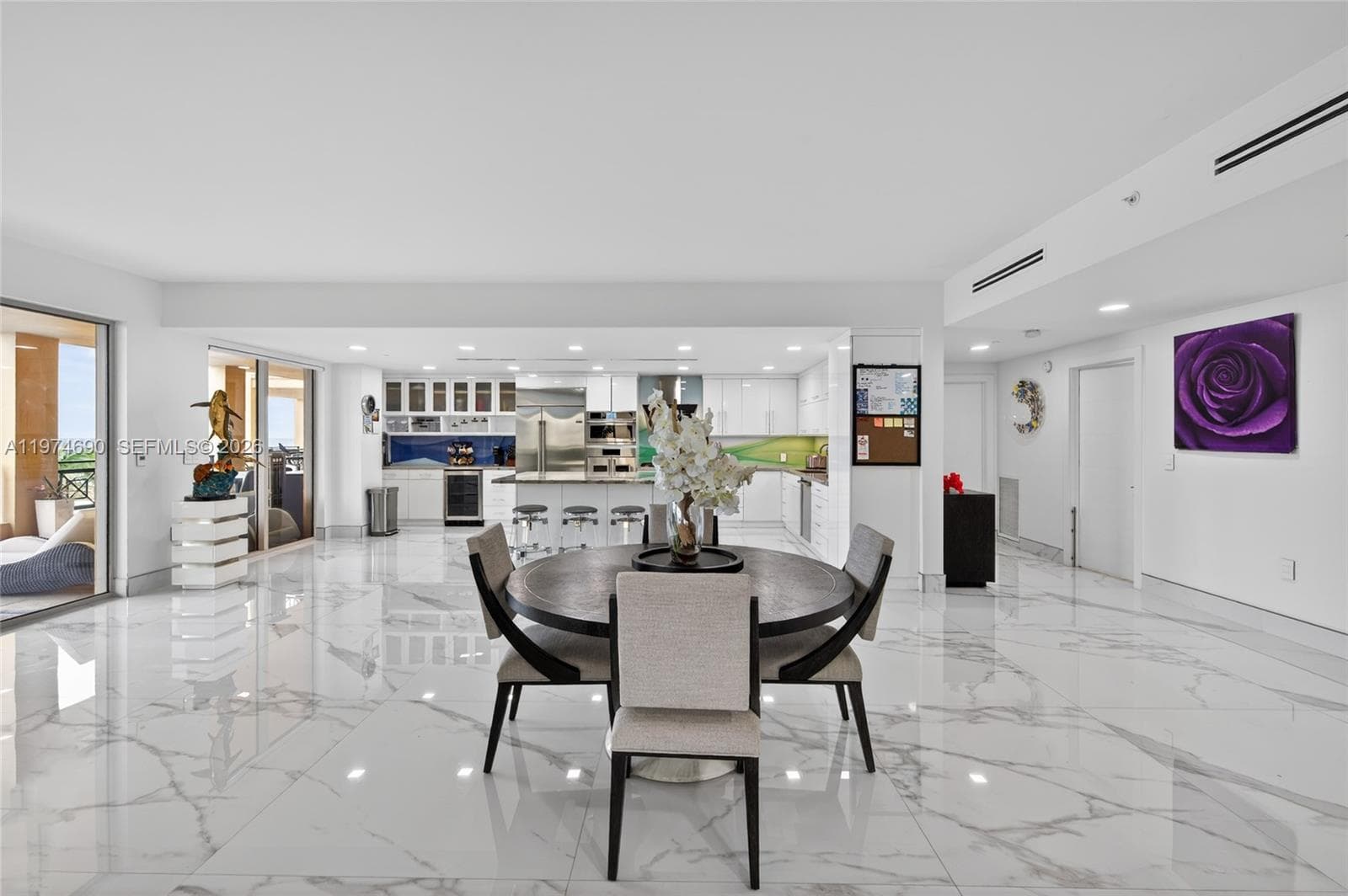 Positano Beach · #401 in Hollywood - Photo 14