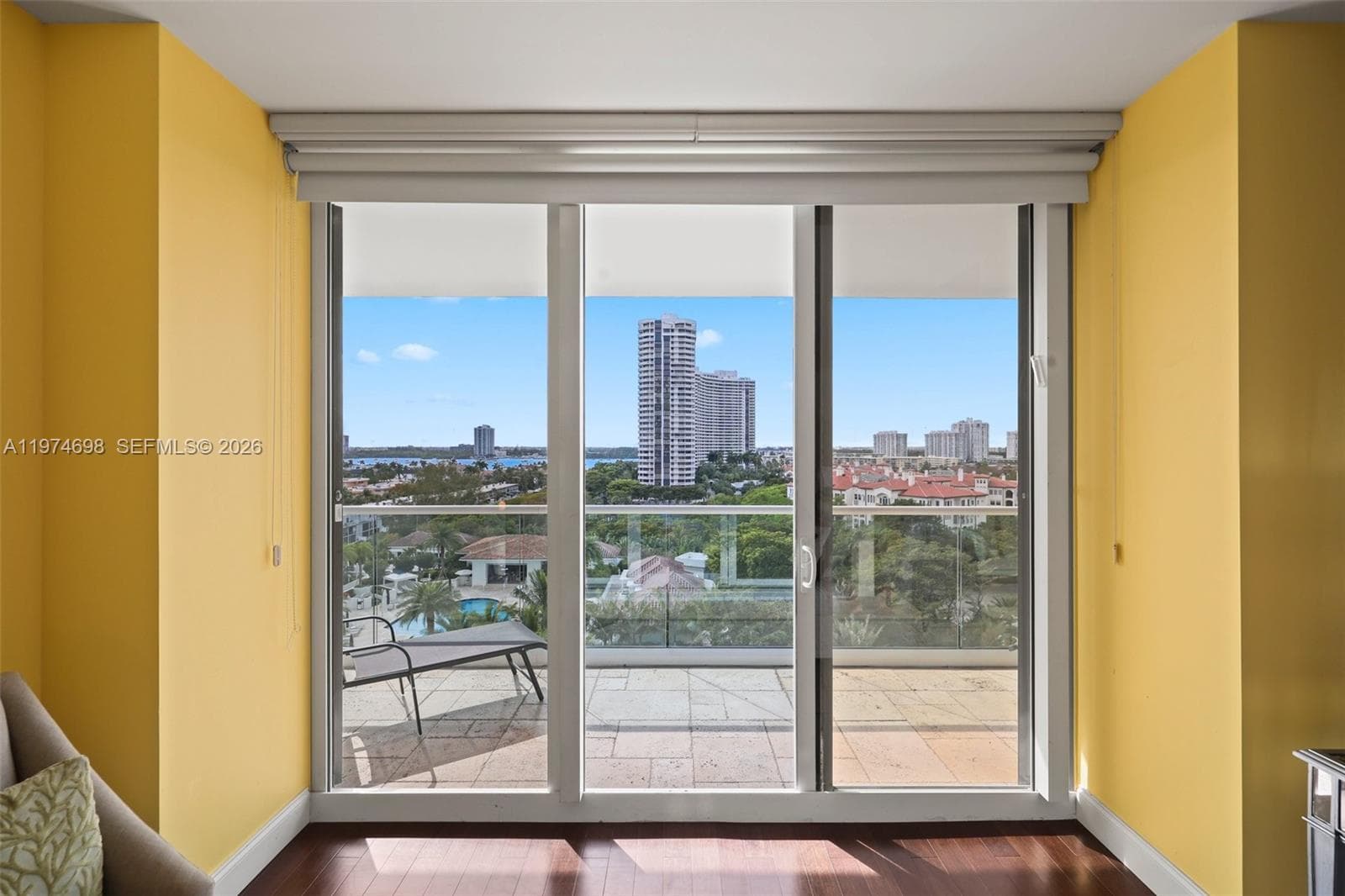 Secondary bedroom with Direct Access to Shared balcony