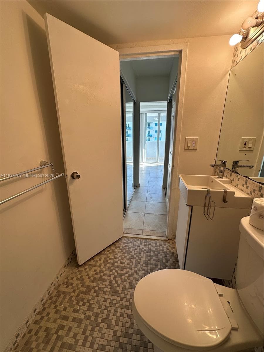 CARIBBEAN TOWERS CONDO · #9I in North Bay Village - Photo 8