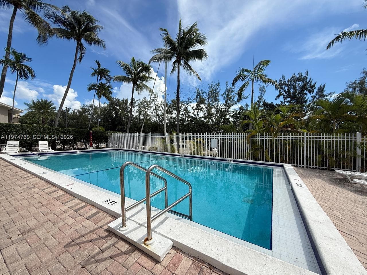 EASTERN SHORES WHITE HOUS · #212 in North Miami Beach - Photo 32