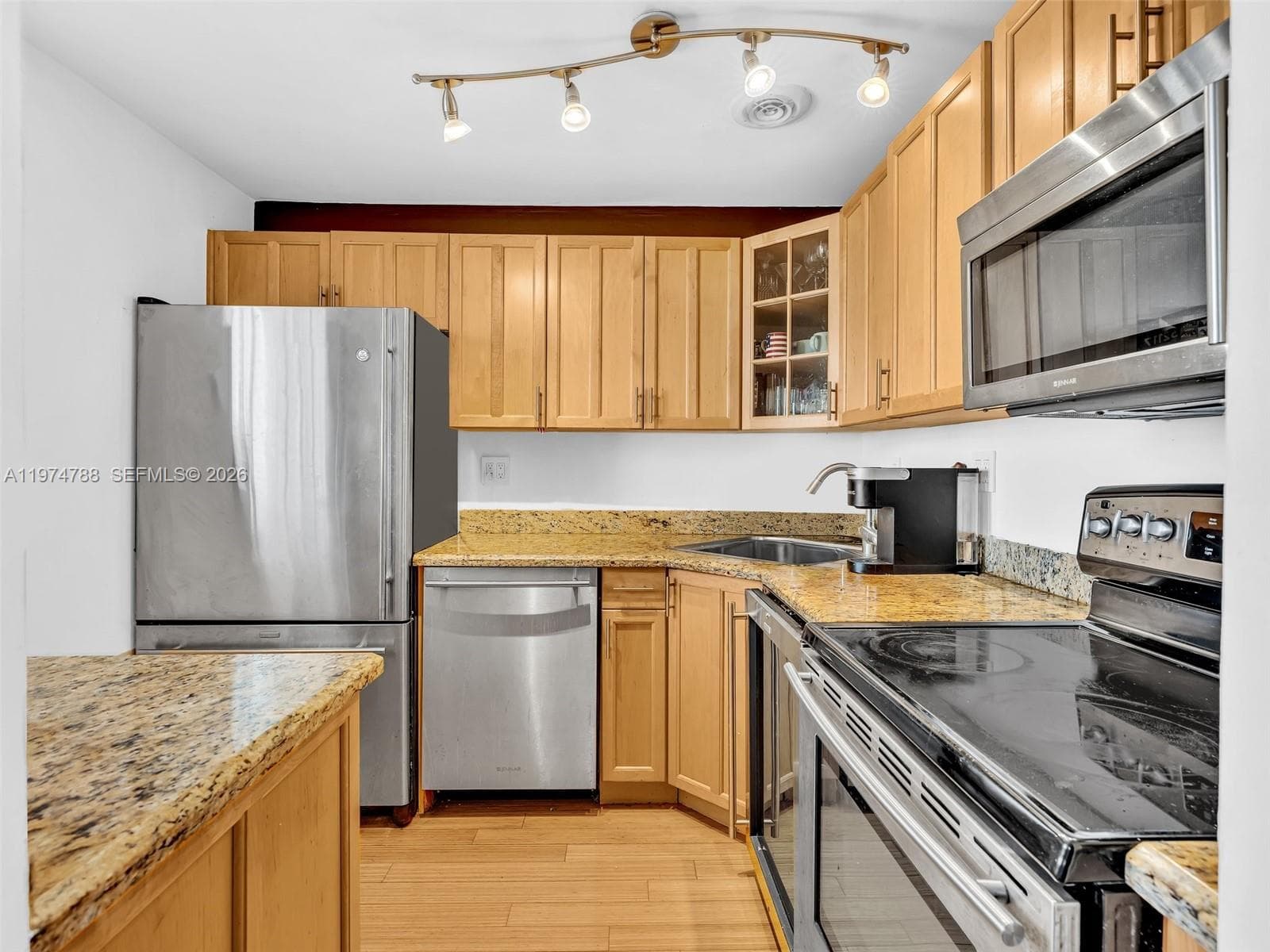 Alton Star Condo · #402 in Miami Beach - Photo 6