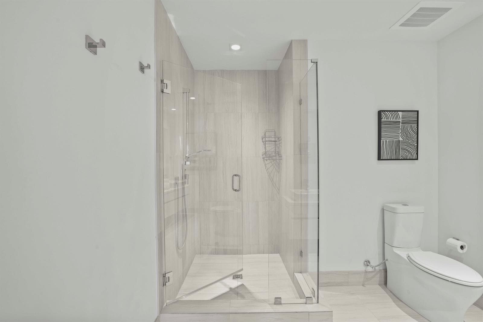 Unit 823 - 34 Main bathroom