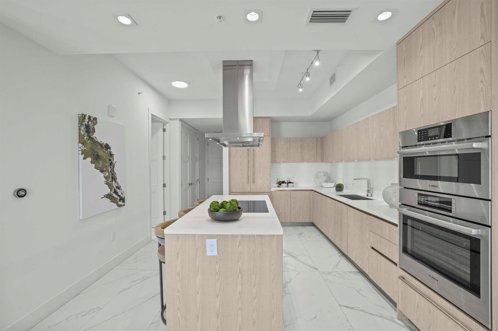 Unit 823 - 2 Kitchen