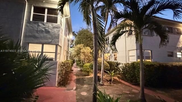 Marseilles Deco Condo · #40 in Miami Beach - Photo 2
