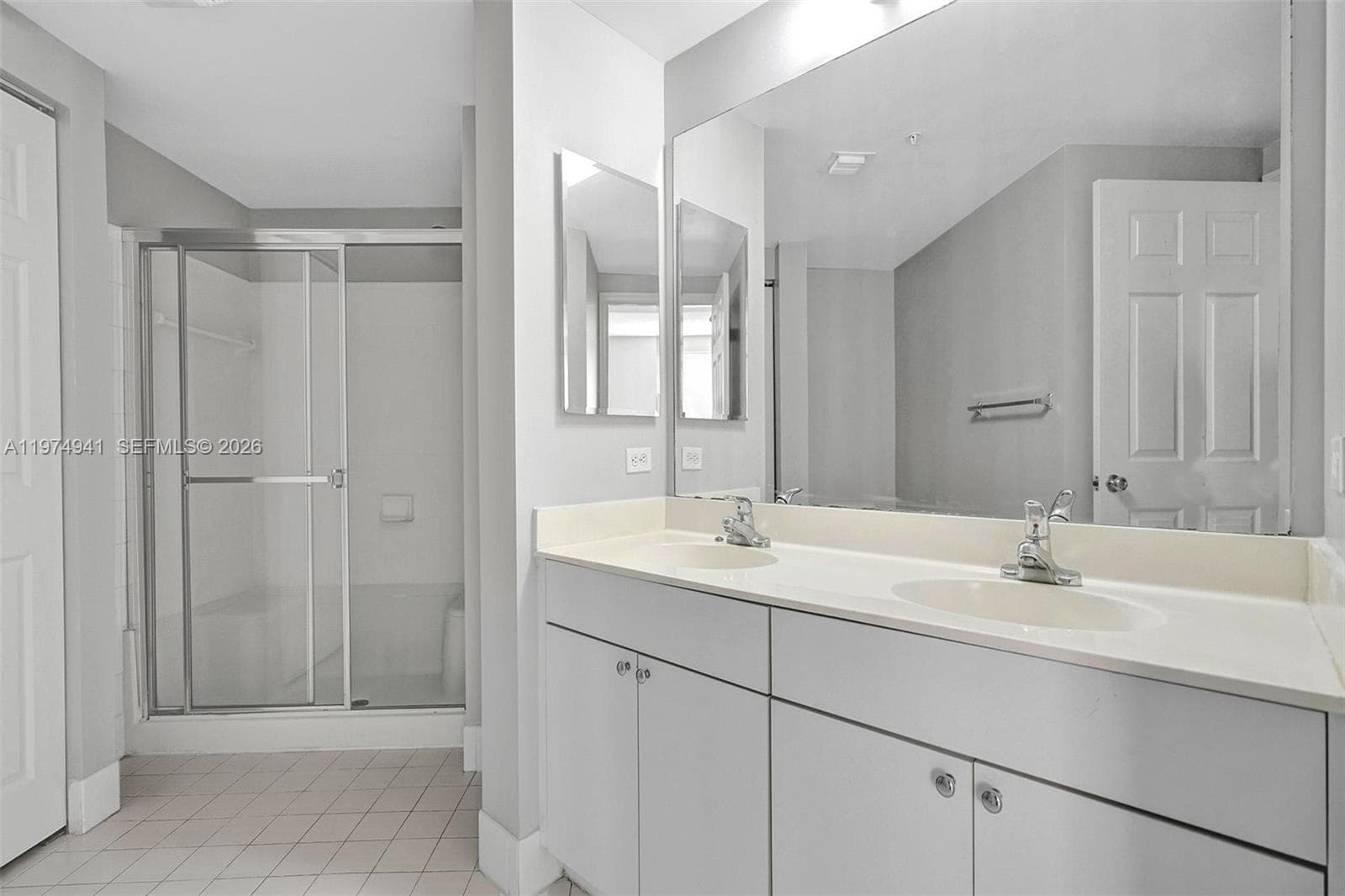 Porto Bellagio · #2802 in Sunny Isles Beach - Photo 21