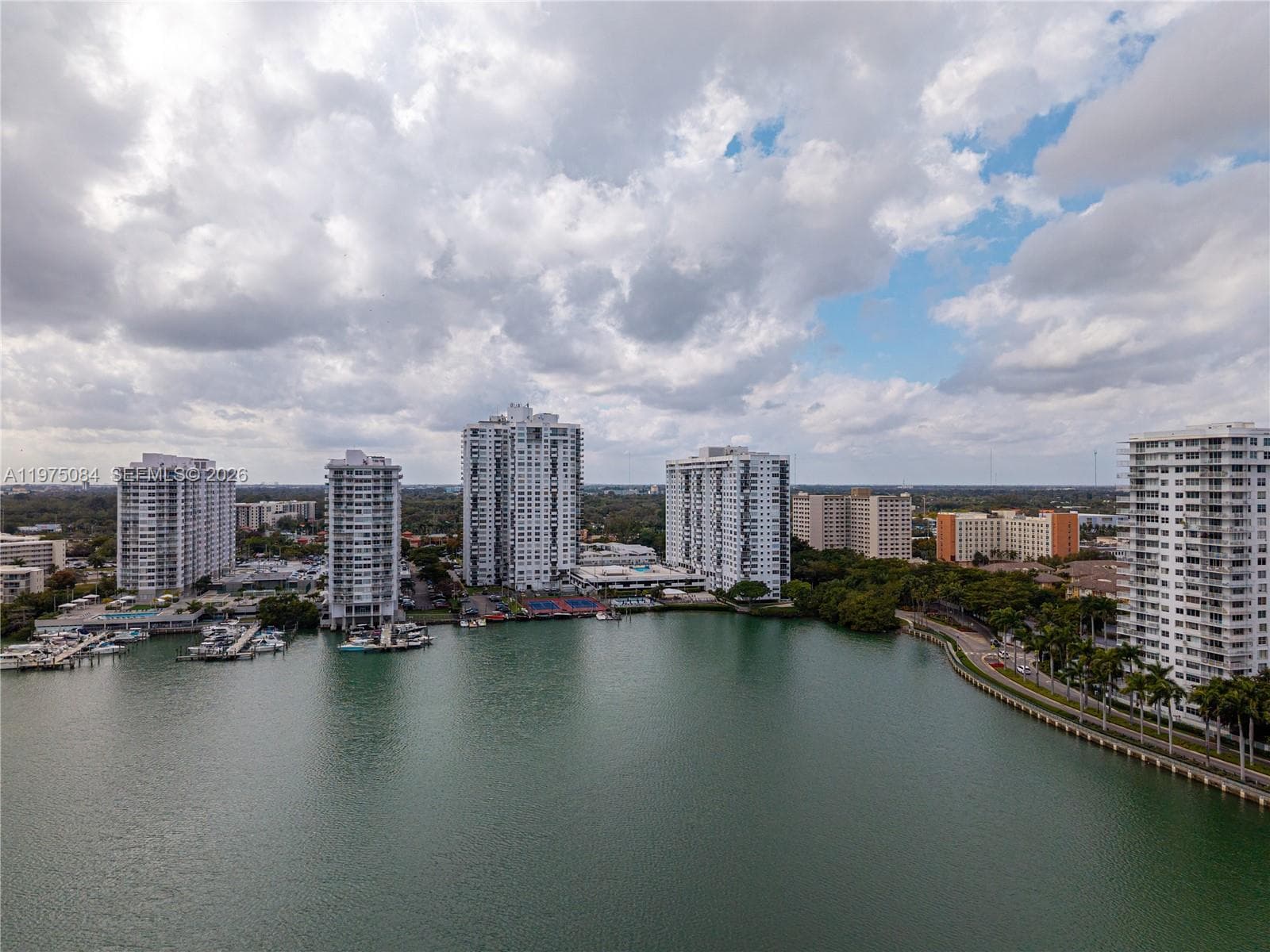 COMMODORE PLAZA CONDO · #2108 in Aventura - Photo 46