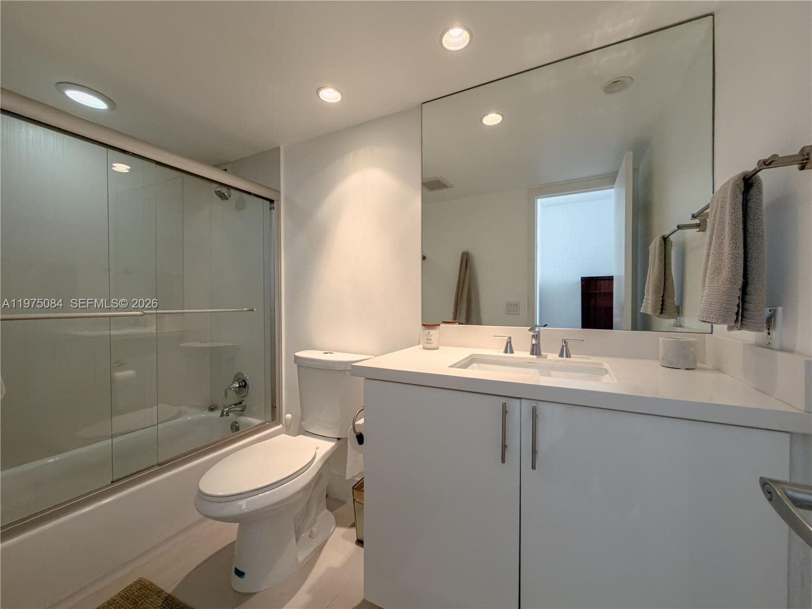 COMMODORE PLAZA CONDO · #2108 in Aventura - Photo 26