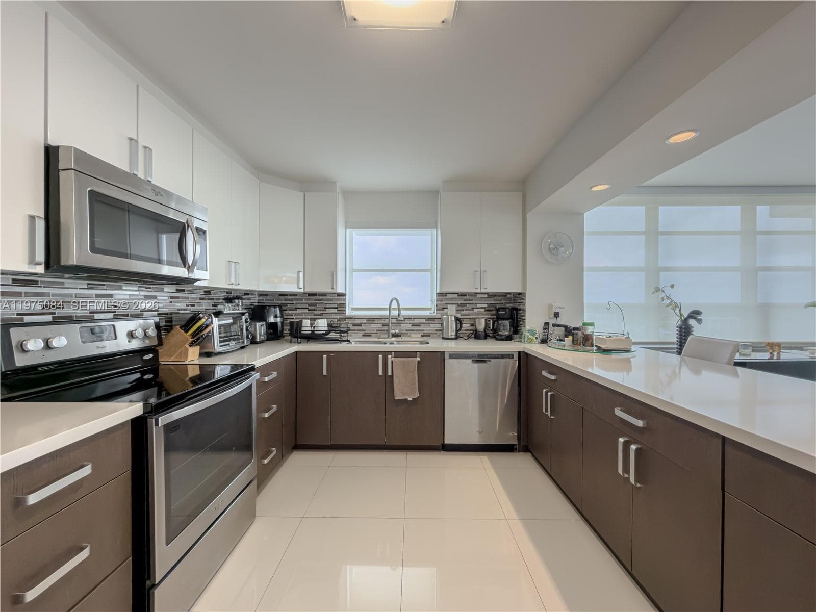 COMMODORE PLAZA CONDO · #2108 in Aventura - Photo 7