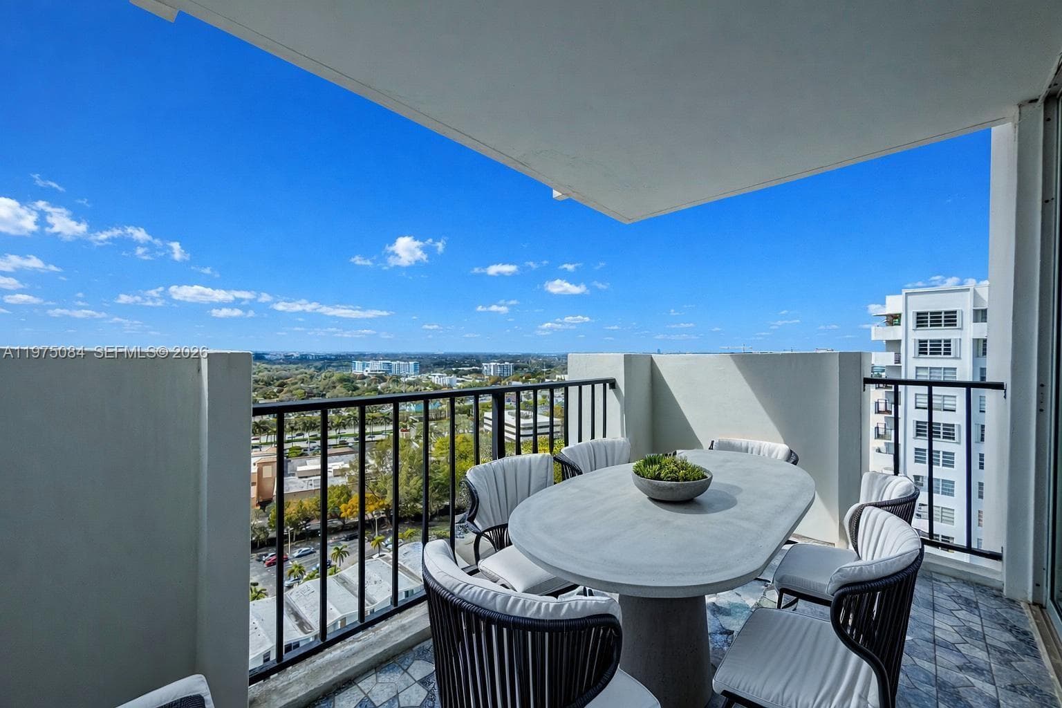 COMMODORE PLAZA CONDO · #2108 in Aventura - Photo 9