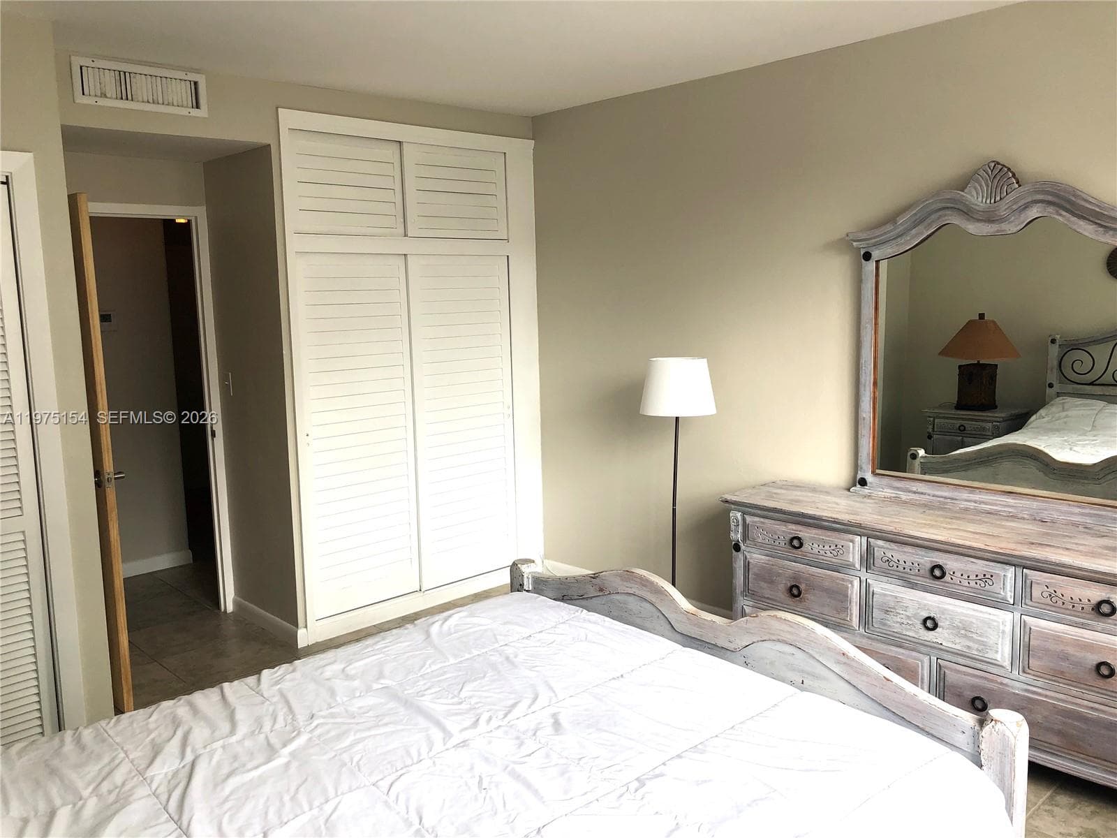 Bedroom (furniture not included)