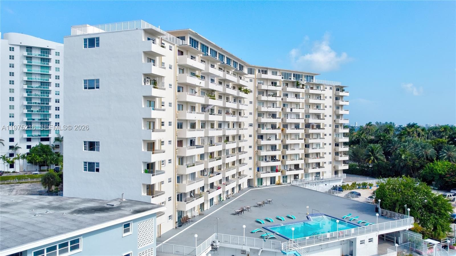 Bayshore Yacht & Tennis Club · #Penthouse in North Bay Village - Photo 8