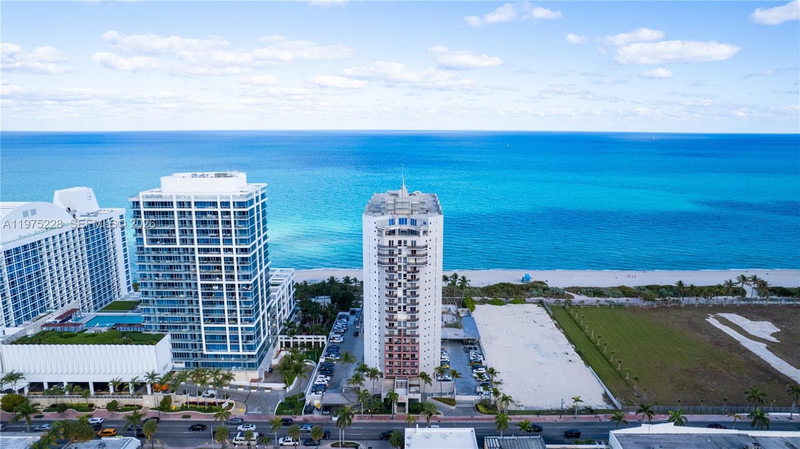THE STERLING CONDO · #706 in Miami Beach - Photo 1
