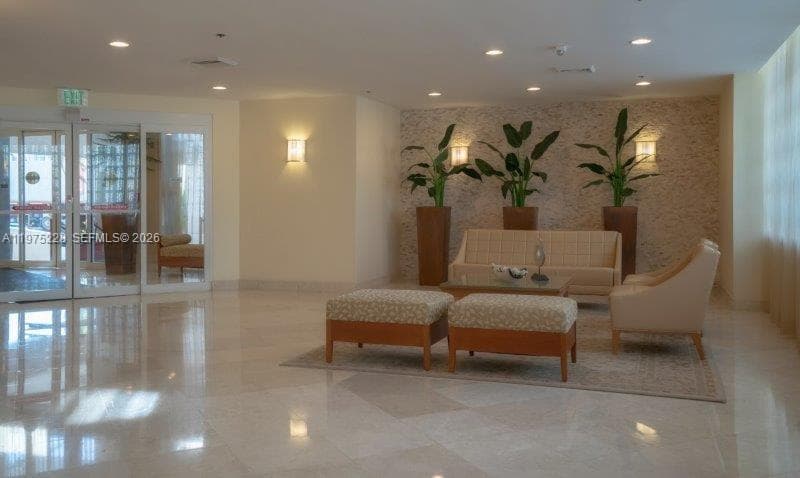 THE STERLING CONDO · #706 in Miami Beach - Photo 24