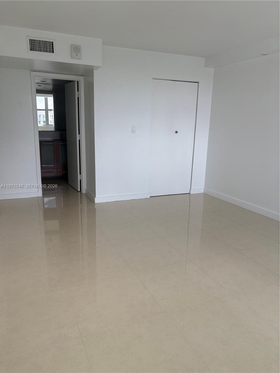REEF EAST CONDO · #6I in North Miami Beach - Photo 17