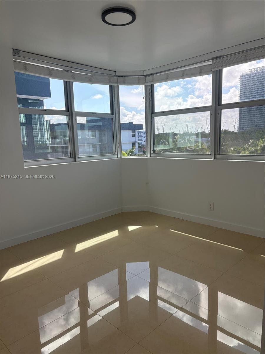 REEF EAST CONDO · #6I in North Miami Beach - Photo 20