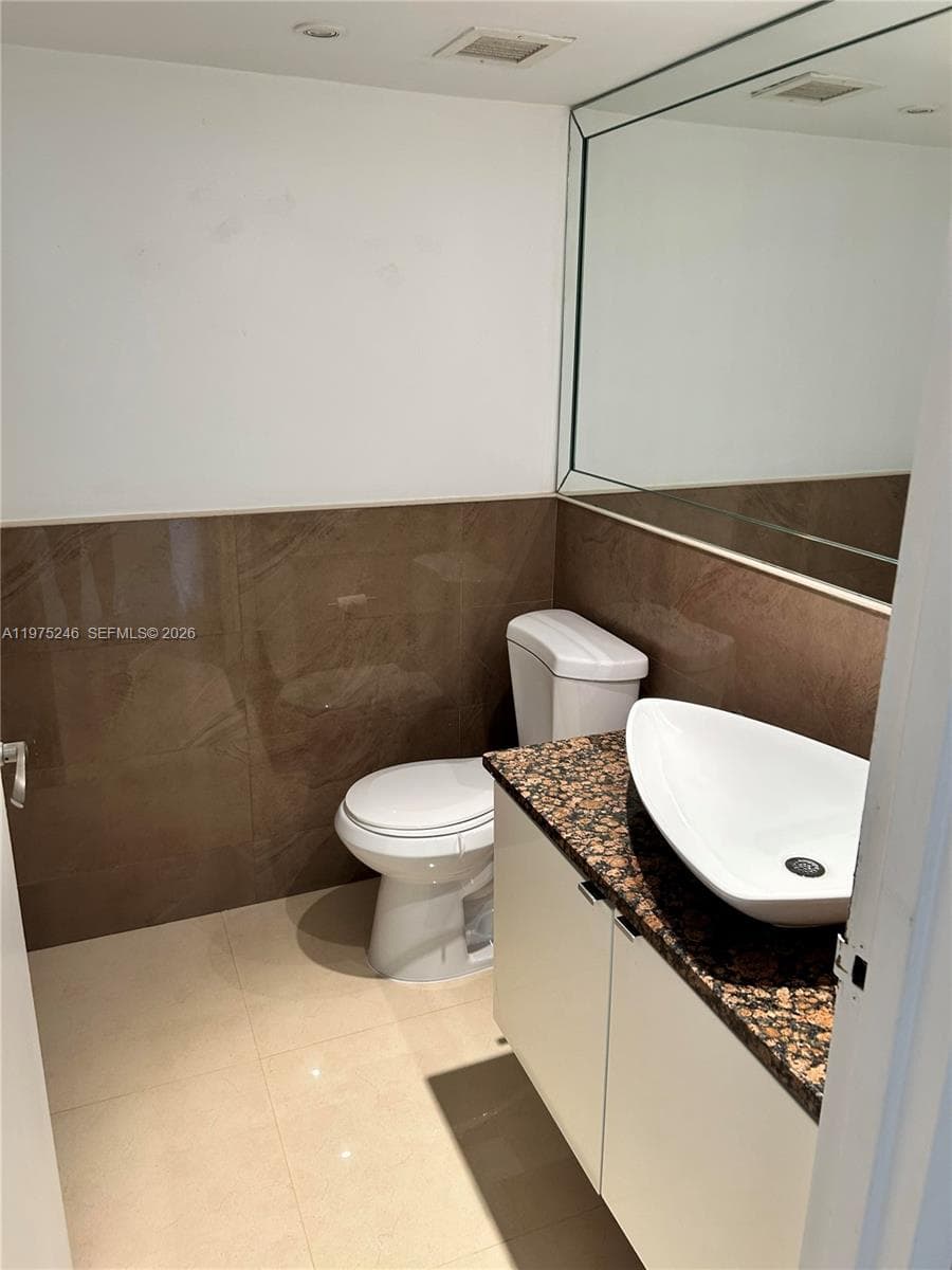 REEF EAST CONDO · #6I in North Miami Beach - Photo 21