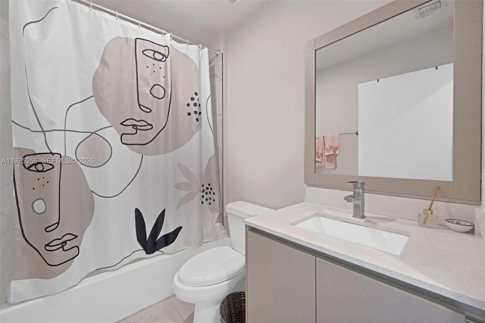 2535 NE 193rd St #3209 photo 7