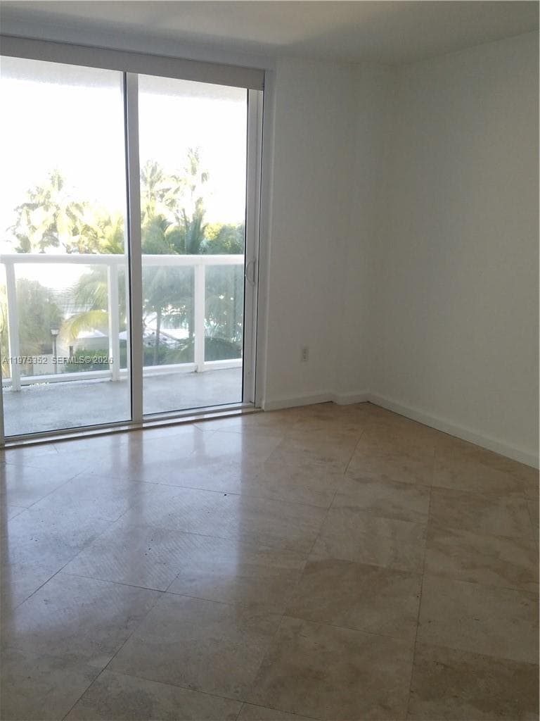 THE ROYAL CLUB CONDO · #406 in Miami Beach - Photo 12